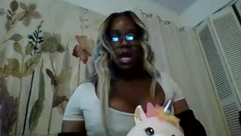 TheTsbarbieee online show from 22, 11, 2025