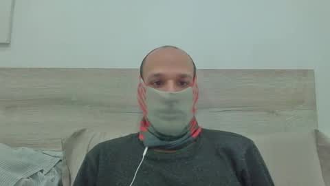 Scarf guy online show from 14, 2, 2025