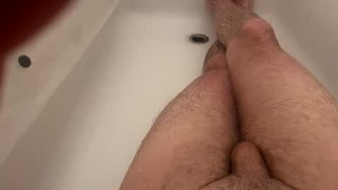 Snapshot of thewiggler32 chatting on 1, 3, 2026 thewiggler32 online show from 1, 3, 2026