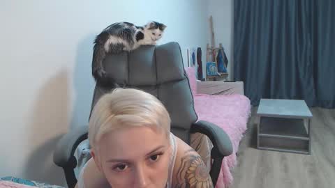 theysaidimcute online show from 24, 2, 2026