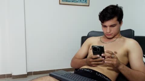 Snapshot of thiago__diaz chatting on 14, 2, 2025 Thiago Diaz online show from 14, 2, 2025