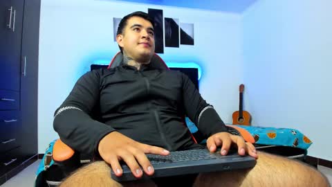 Snapshot of thiago_cp01 chatting on 10, 3, 2026 Thiago online show from 10, 3, 2026