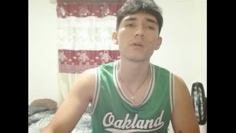 thiago_deseo69 online show from 16, 2, 2026