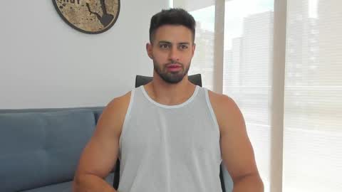 thiago_driussi online show from 1, 12, 2024