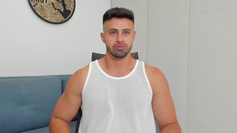 thiago_driussi online show from 13, 12, 2024