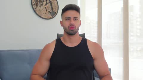 thiago_driussi online show from 15, 12, 2024
