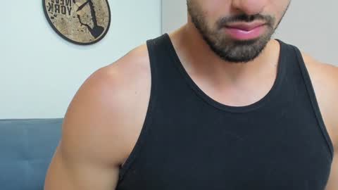 thiago_driussi online show from 4, 1, 2025