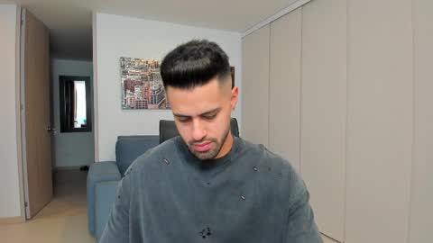 thiago_driussi online show from 12, 2, 2025