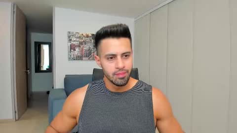 thiago_driussi online show from 20, 2, 2025