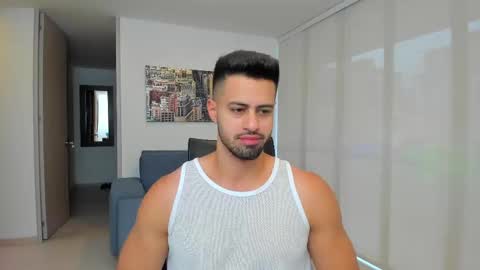 thiago_driussi online show from 1, 3, 2025
