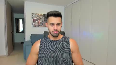 thiago_driussi online show from 4, 3, 2025
