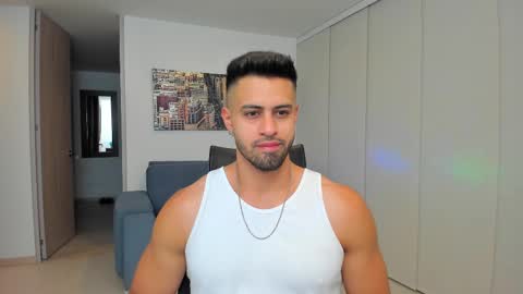 thiago_driussi online show from 6, 3, 2025