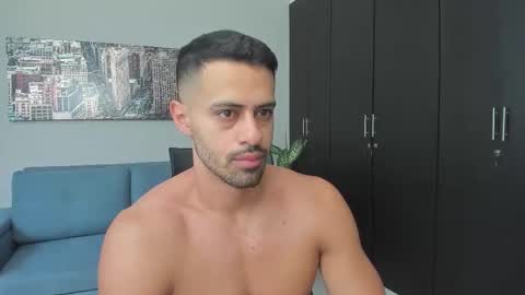 thiago_driussi online show from 4, 10, 2025