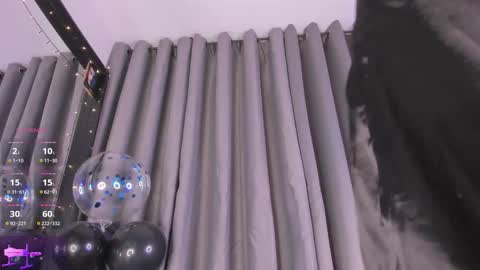 Snapshot of thiago_jones chatting on 19, 11, 2025 SanThiago online show from 19, 11, 2025