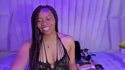 thiana_taylor online show from 15, 11, 2025