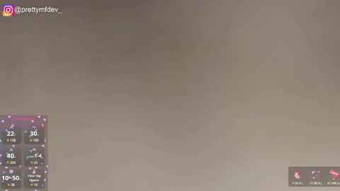 Snapshot of thicc_devie chatting on 16, 10, 2025 Call me Devie online show from 16, 10, 2025