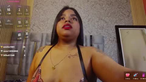Snapshot of thickbrunnett chatting on 25, 9, 2025 SOFIA online show from 25, 9, 2025