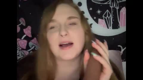 Ariel online show from 30, 1, 2025