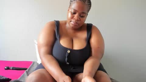 Snapshot of thickleeyanax chatting on 22, 12, 2024 thickleeyanax online show from 22, 12, 2024