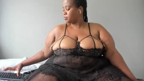 Snapshot of thickleeyanax chatting on 9, 2, 2025 thickleeyanax online show from 9, 2, 2025