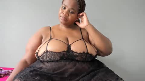 Snapshot of thickleeyanax chatting on 18, 2, 2025 thickleeyanax online show from 18, 2, 2025