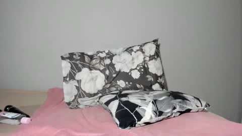 Snapshot of thickleeyanax chatting on 23, 2, 2025 thickleeyanax online show from 23, 2, 2025