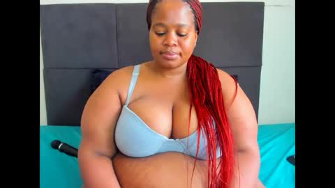 Snapshot of thickleeyanax chatting on 5, 11, 2025 thickleeyanax online show from 5, 11, 2025