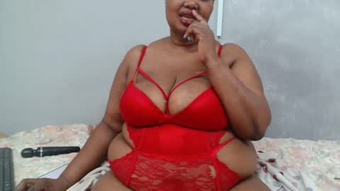 Snapshot of thicksexymellons chatting on 14, 2, 2025 Pat online show from 14, 2, 2025