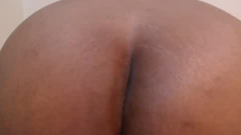 Snapshot of thicksexymellons chatting on 22, 2, 2025 Pat online show from 22, 2, 2025