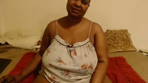 Snapshot of thicksexymellons chatting on 13, 9, 2025 Pat online show from 13, 9, 2025