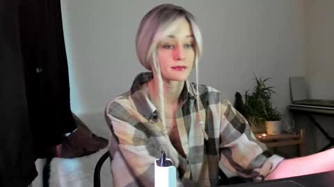 Snapshot of thief_of_hearts_ chatting on 28, 11, 2025 thief_of_hearts_ online show from 28, 11, 2025