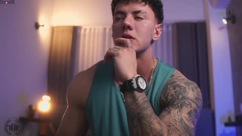 Thomas Falcon online show from 22, 10, 2025