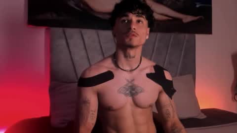 Thomas 3  JUST STAY AND BE MY LAST LOVE online show from 27, 11, 2025