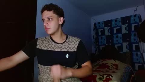 Snapshot of thomas_may4rs chatting on 13, 11, 2025 ---Thomas--- online show from 13, 11, 2025