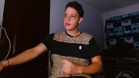 Snapshot of thomas_may4rs chatting on 21, 11, 2025 ---Thomas--- online show from 21, 11, 2025