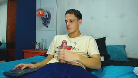 Snapshot of thomas_may4rs chatting on 10, 4, 2026 ---Thomas--- online show from 10, 4, 2026