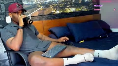 thomas Santtos online show from 15, 2, 2025