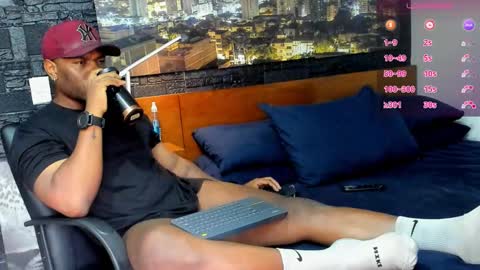 thomas Santtos online show from 17, 2, 2025