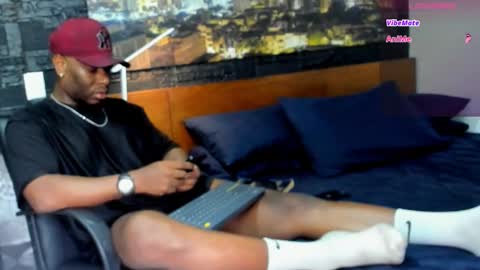 thomas Santtos online show from 8, 3, 2025