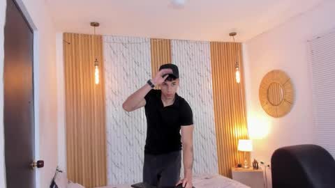 Thomas online show from 22, 10, 2025