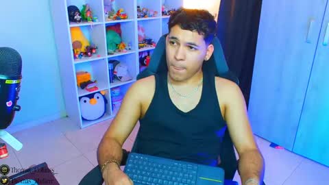 Snapshot of thomascollins__ chatting on 11, 3, 2025 Thomas online show from 11, 3, 2025