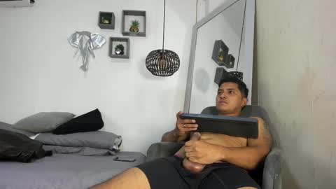 thomasmontero online show from 7, 2, 2026