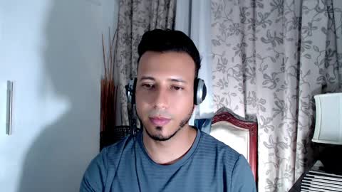 Snapshot of thommerxxx chatting on 8, 4, 2026 Thom online show from 8, 4, 2026