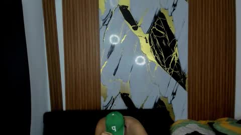 thomson_hot01 online show from 16, 12, 2025