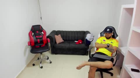 Snapshot of thomson_hot01 chatting on 20, 2, 2026 thomson_hot01 online show from 20, 2, 2026