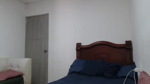 thonyy online show from 8, 11, 2025