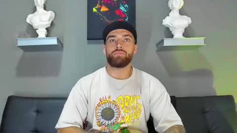 Snapshot of thor_evans chatting on 15, 10, 2025 thor_evans online show from 15, 10, 2025