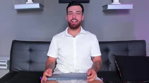 Snapshot of thor_evans chatting on 15, 10, 2025 thor_evans online show from 15, 10, 2025