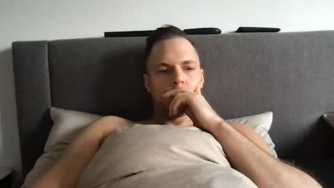 thorhh1991 online show from 28, 1, 2025