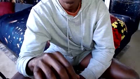 Snapshot of throatchakra chatting on 1, 10, 2025 Opulent Kingdom online show from 1, 10, 2025